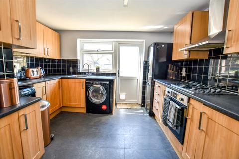 2 bedroom terraced house for sale, Alexander Road, London Colney, St. Albans