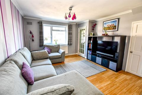 55 Alexander Road, London Colney, St Albans, AL2 1HS