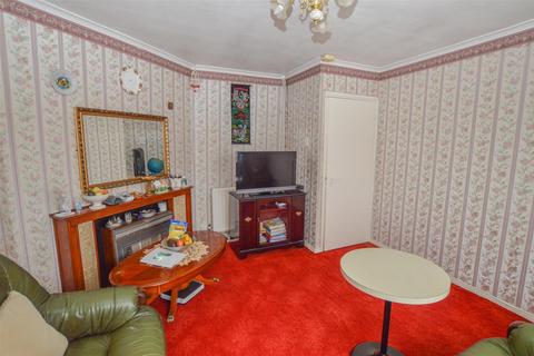 19 Meadow Close, London Colney, St Albans, AL2 1RQ