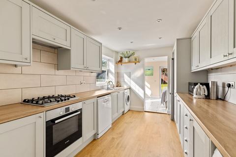 101 Surrenden Road, Folkestone, CT19 4AQ
