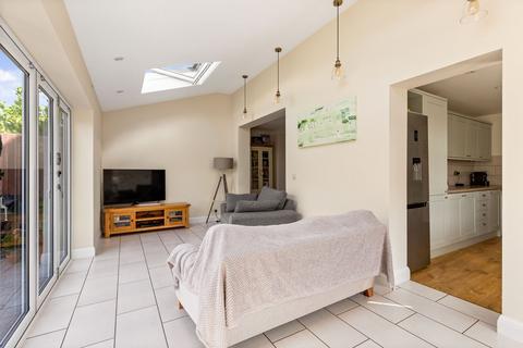 101 Surrenden Road, Folkestone, CT19 4AQ