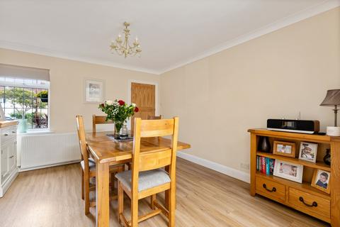 101 Surrenden Road, Folkestone, CT19 4AQ