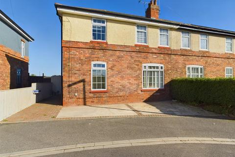 3 bedroom semi-detached house for sale, Queensgate Square, Bridlington