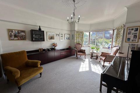 99 Holifast Road, Sutton Coldfield, B72 1AE