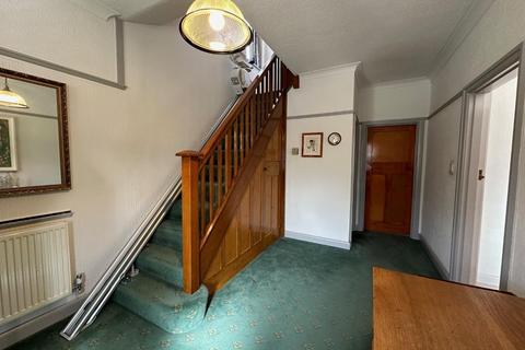 99 Holifast Road, Sutton Coldfield, B72 1AE