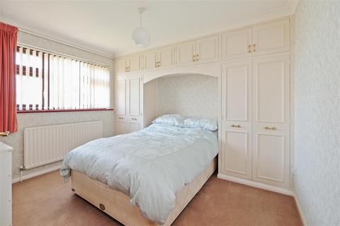 3 bedroom detached bungalow for sale - Macdonald Parade, Seasalter