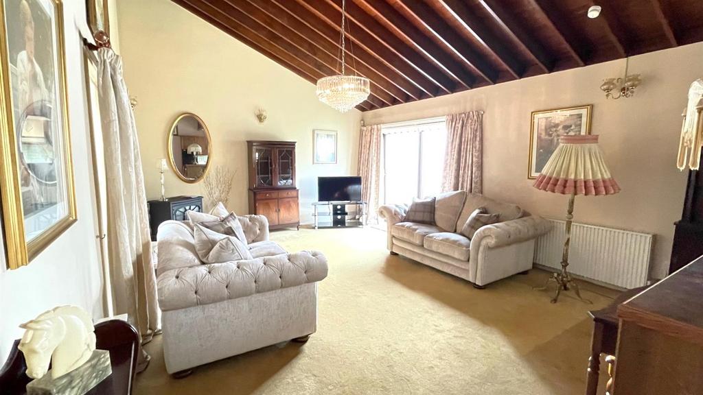 Deganwy Beach, Deganwy 3 bed detached bungalow for sale £290,000