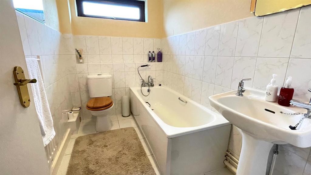 Ground floor bathroom