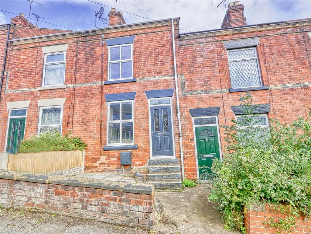Rutland Road, Chesterfield S40 3 bed terraced house £165,000