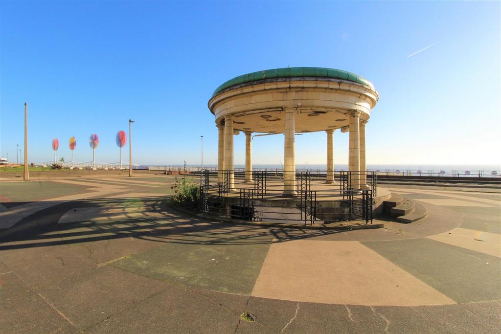 Truro Road, RAMSGATE 2 bed flat for sale £175,000
