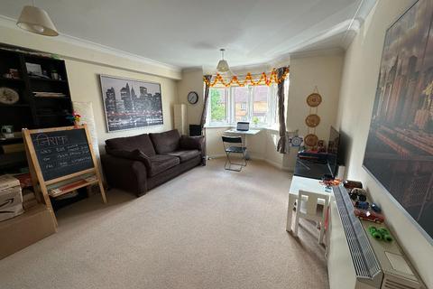undefined, Varsity Drive, Twickenham