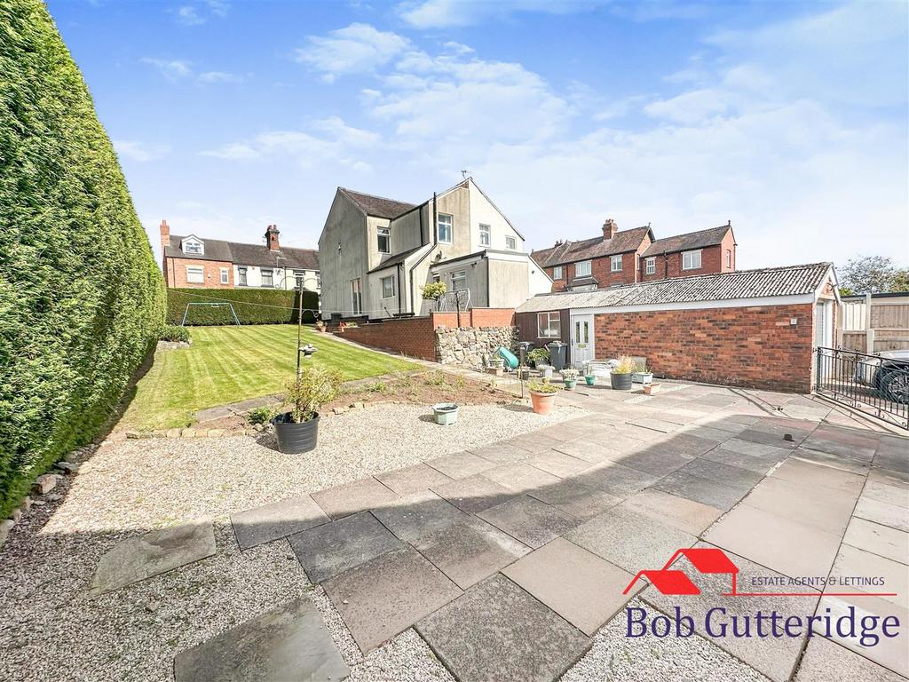 Dimsdale View East, Porthill, Newcastle 3 bed semidetached house for