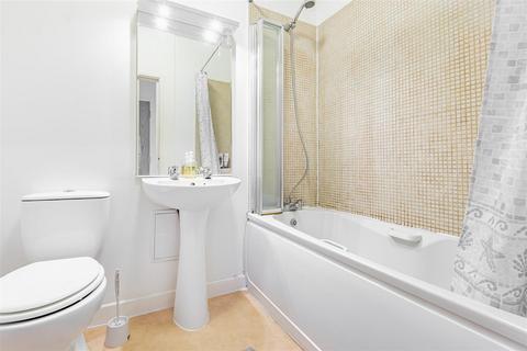 1 bedroom apartment to rent, College Road, Maidstone