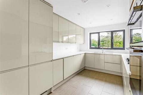 3 bedroom semi-detached house for sale - Greenhurst Lane, Oxted