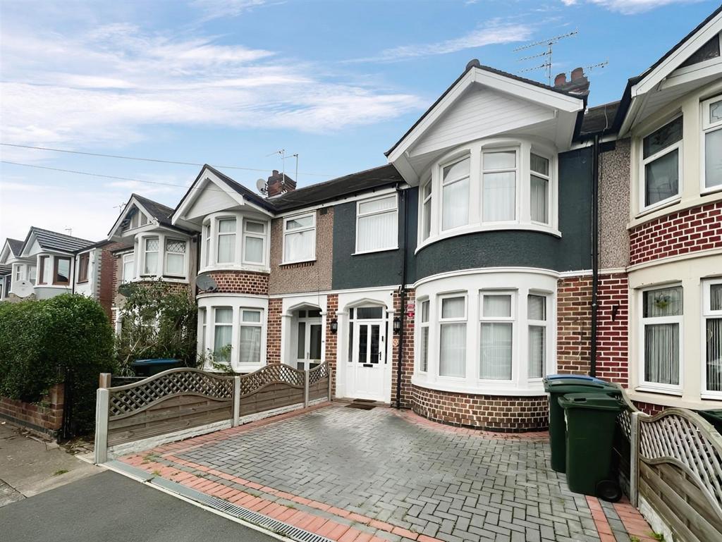 Hartland Avenue, Wyken, Coventry, CV2 3EQ 4 bed terraced house to rent