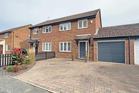 4 Gilpin Way, Great Notley, Braintree, CM77 7UT