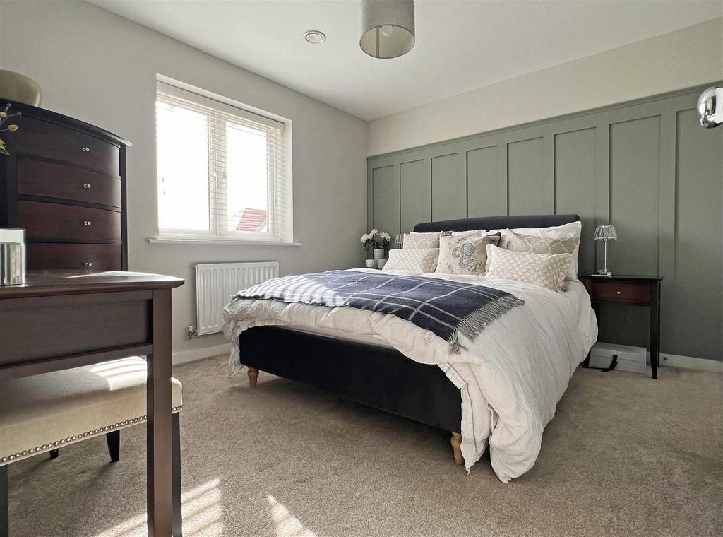 Bed 3.jpg