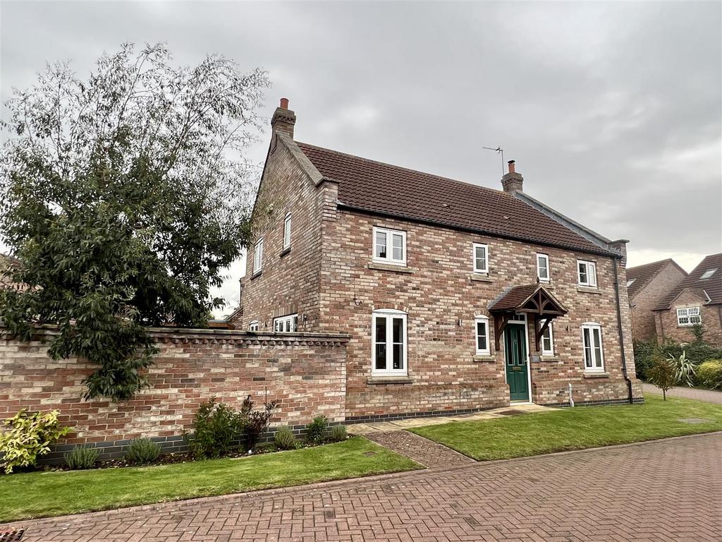Towgarth Walk, Eastrington, Goole 4 bed detached house for sale £350,000