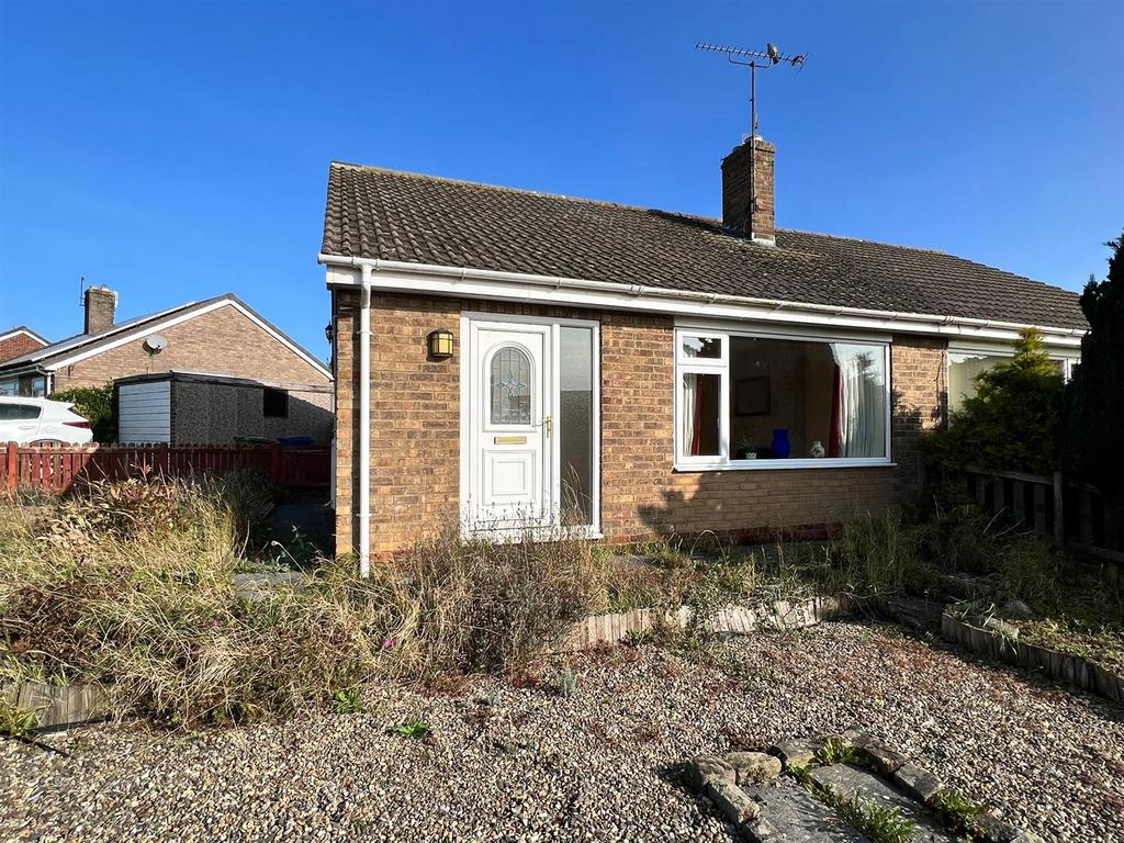 Pindar Road, Eastfield, Scarborough 2 bed semi-detached bungalow for ...