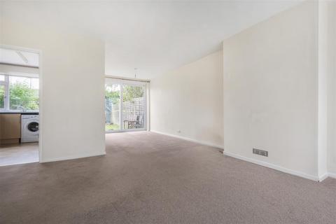 3 Eccles Close, Caversham, Reading, RG4 5BJ