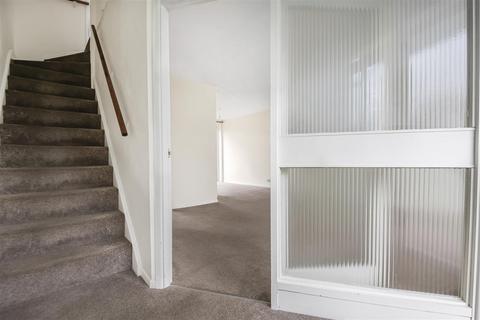 3 Eccles Close, Caversham, Reading, RG4 5BJ