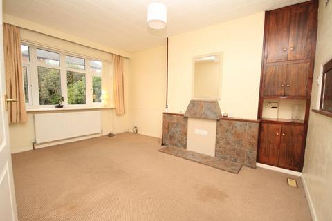 26 Simpson Grove, Bradford, BD10 9SD