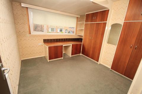 26 Simpson Grove, Bradford, BD10 9SD