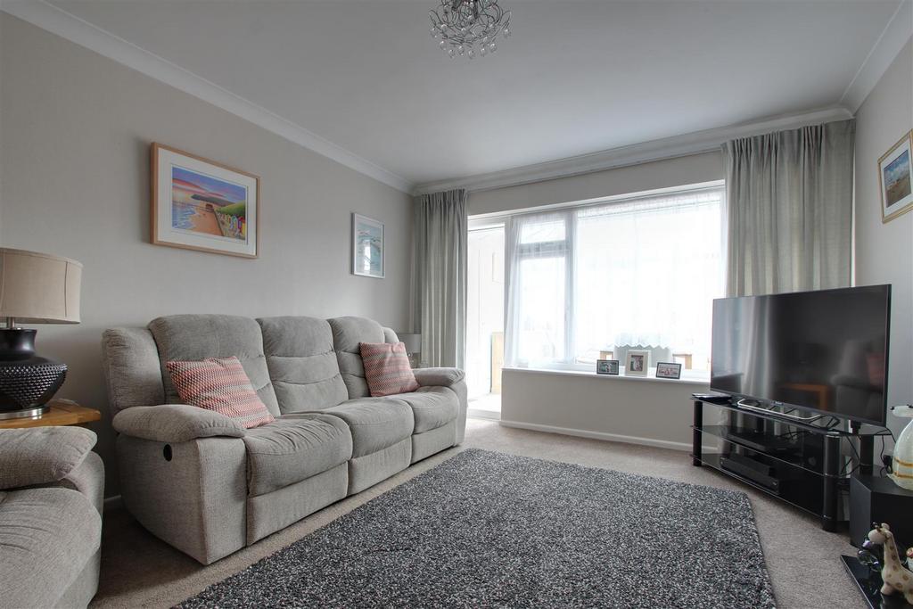 Upton Road, Worthing 2 bed detached bungalow for sale £475,000