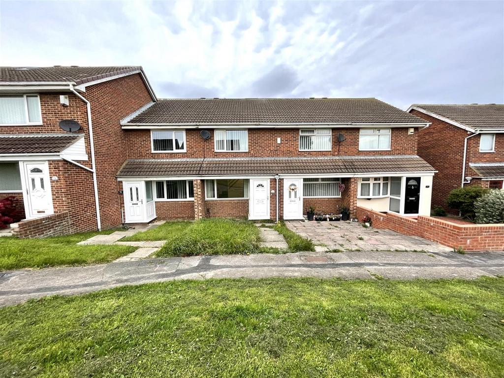 Woodstock Way, Clavering, Hartlepool 2 bed terraced house £575 pcm (£