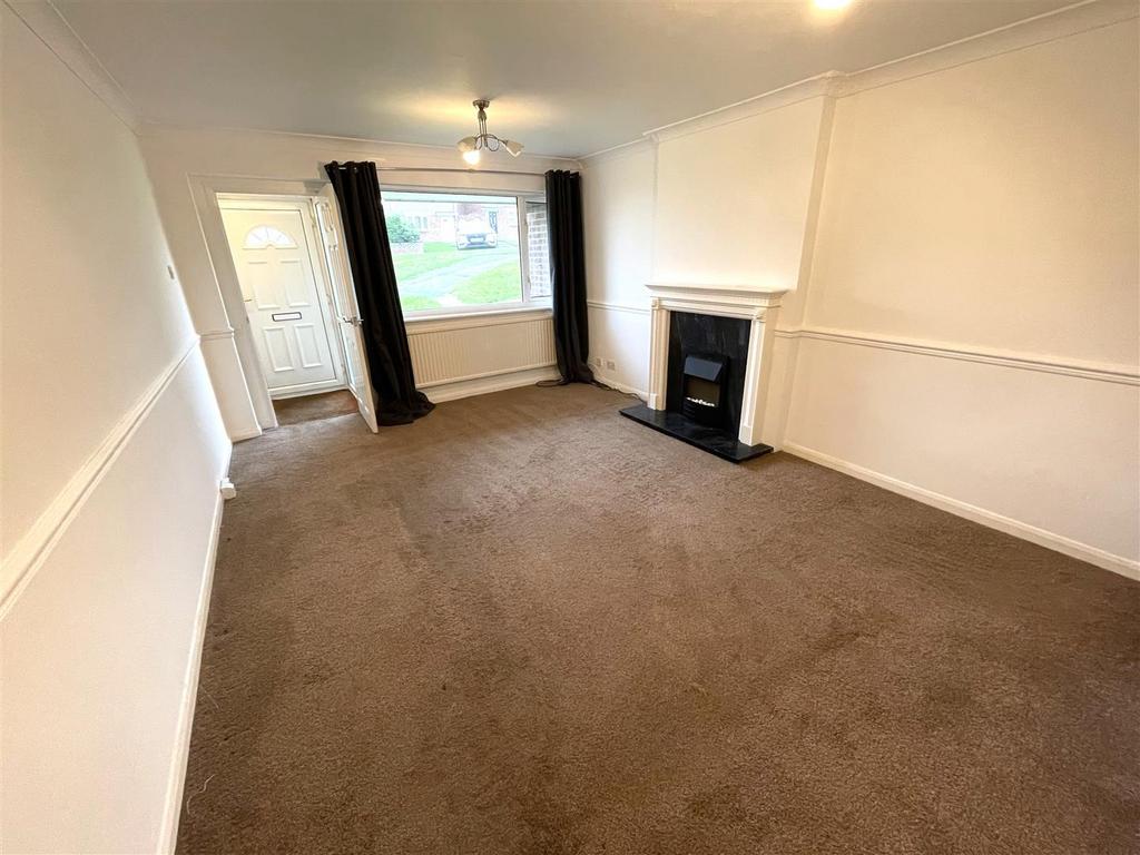 Woodstock Way, Clavering, Hartlepool 2 bed terraced house £575 pcm (£