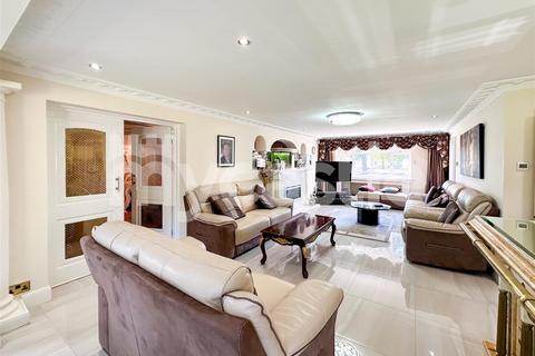 1 Abingdon Close, Uxbridge, UB10 0BU