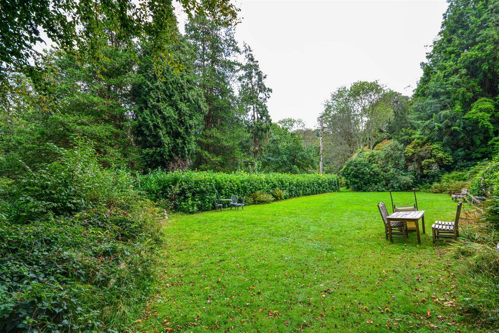 Communal gardens