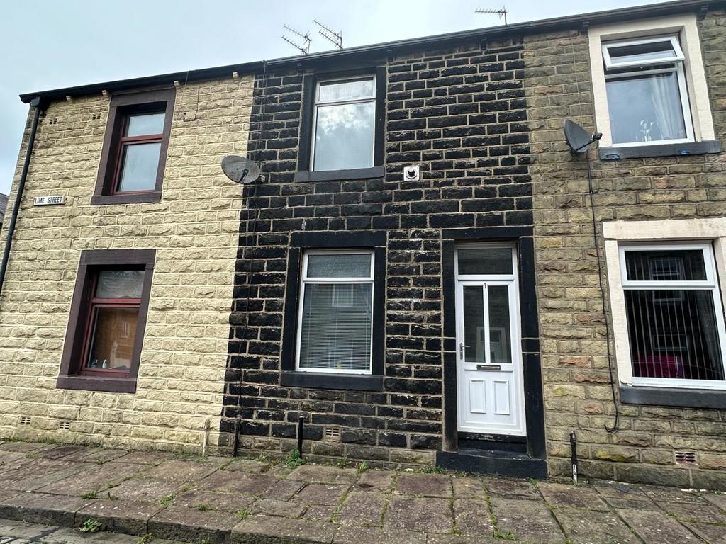 Lime Street, Colne 2 bed terraced house for sale £100,000