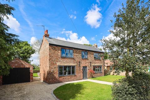 4 bedroom detached house for sale, Main Street, Thorganby, York