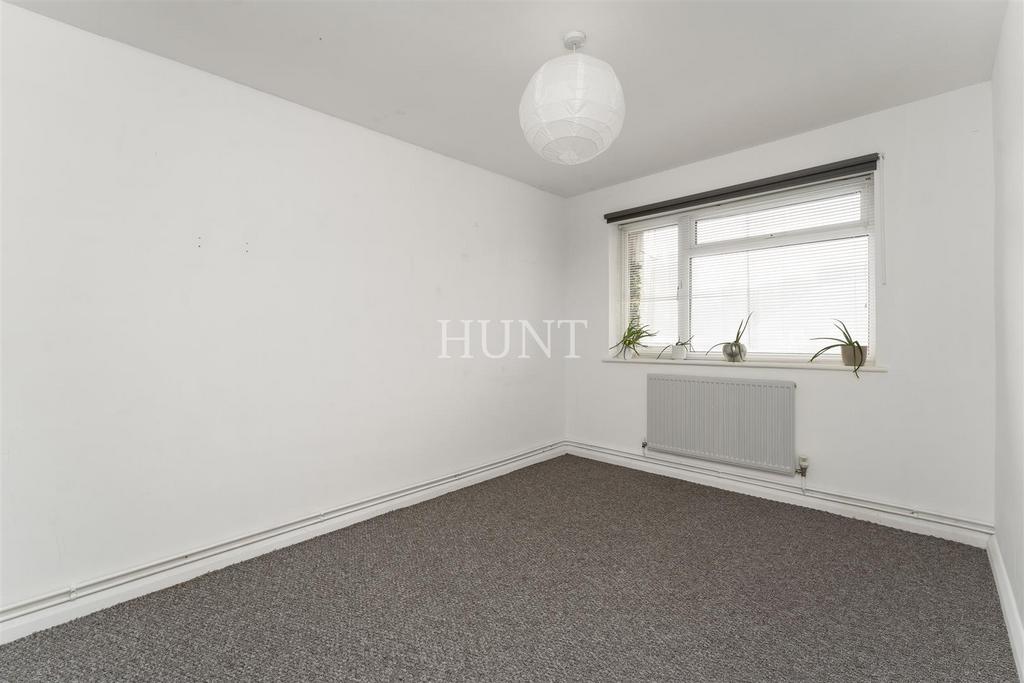 Second bedroom