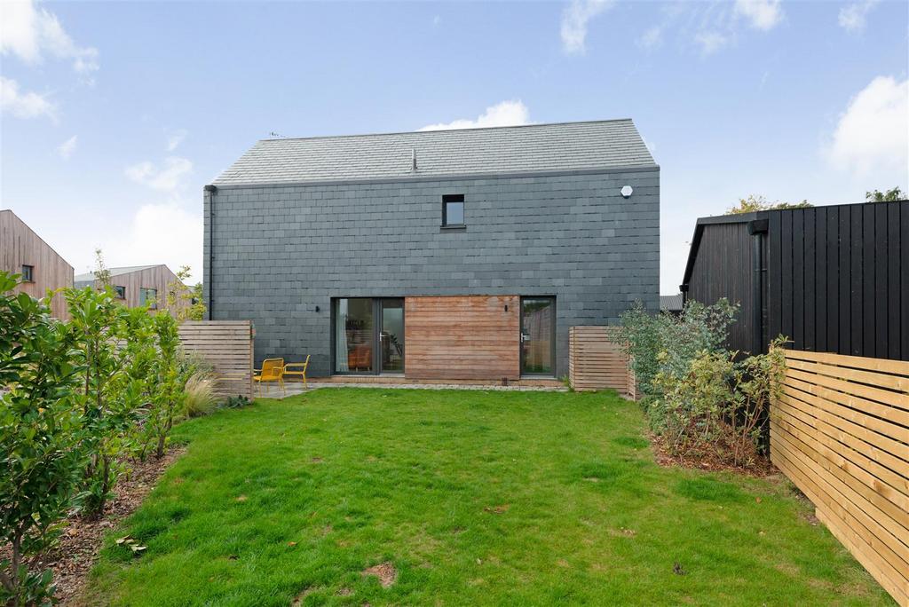 Cherrywood, Hernhill, Faversham 3 bed semidetached house for sale £550,000