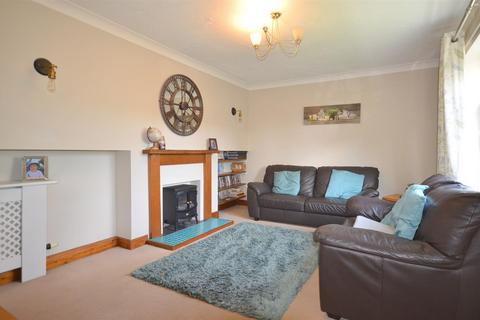 59 Brynheulog, Rhayader, LD6 5EG