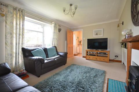 59 Brynheulog, Rhayader, LD6 5EG