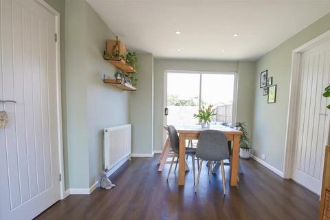 20 Garden Road, Walton On The Naze, CO14 8RP