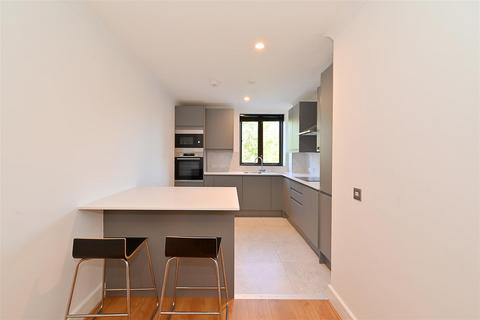 2 bedroom apartment for sale, Duke Shore Wharf, Limehouse, E14
