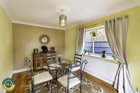 4 Somerton Drive, Hatfield Woodhouse, Doncaster, DN7 6NQ