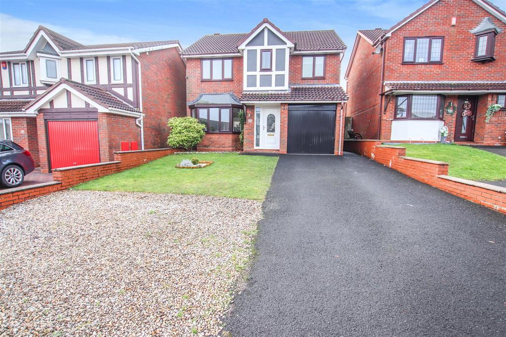 Slindon Close, Waterhayes, Newcastle 4 bed detached house £1,100 pcm
