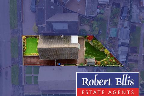 2 bedroom detached bungalow for sale - Springfield Gardens, Ilkeston