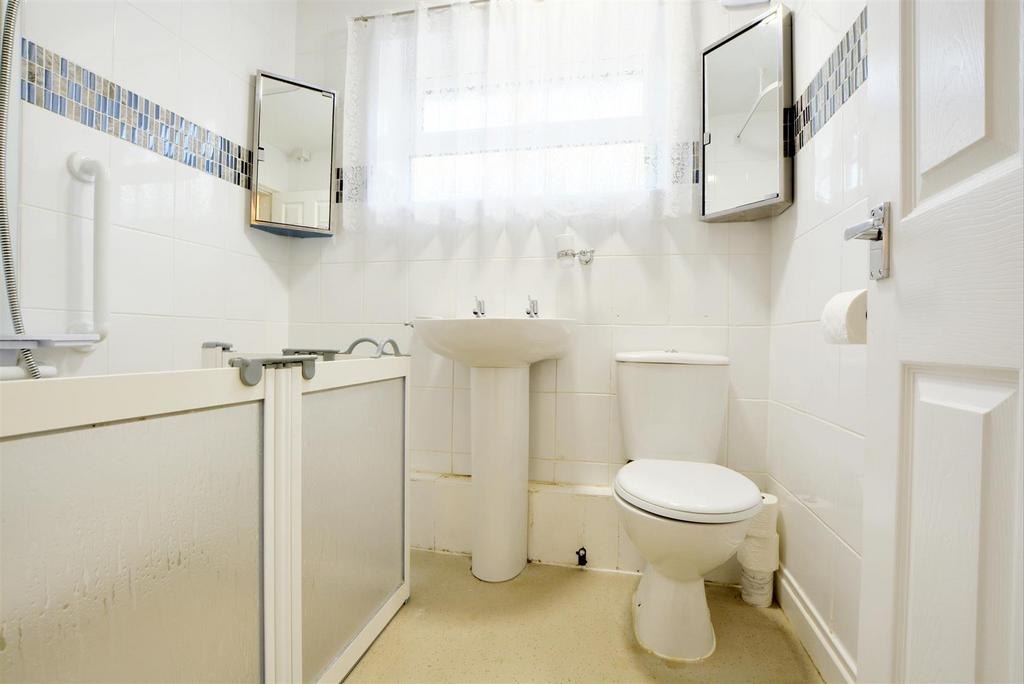 Shower Room 1.jpeg