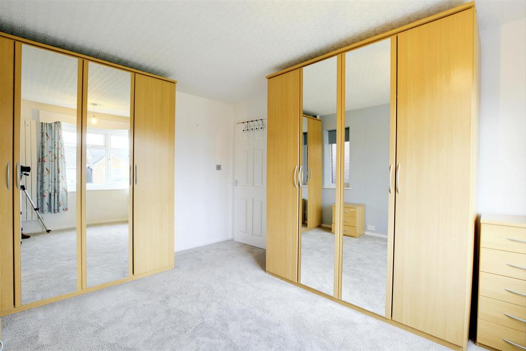 Bedroom 1 2.jpeg