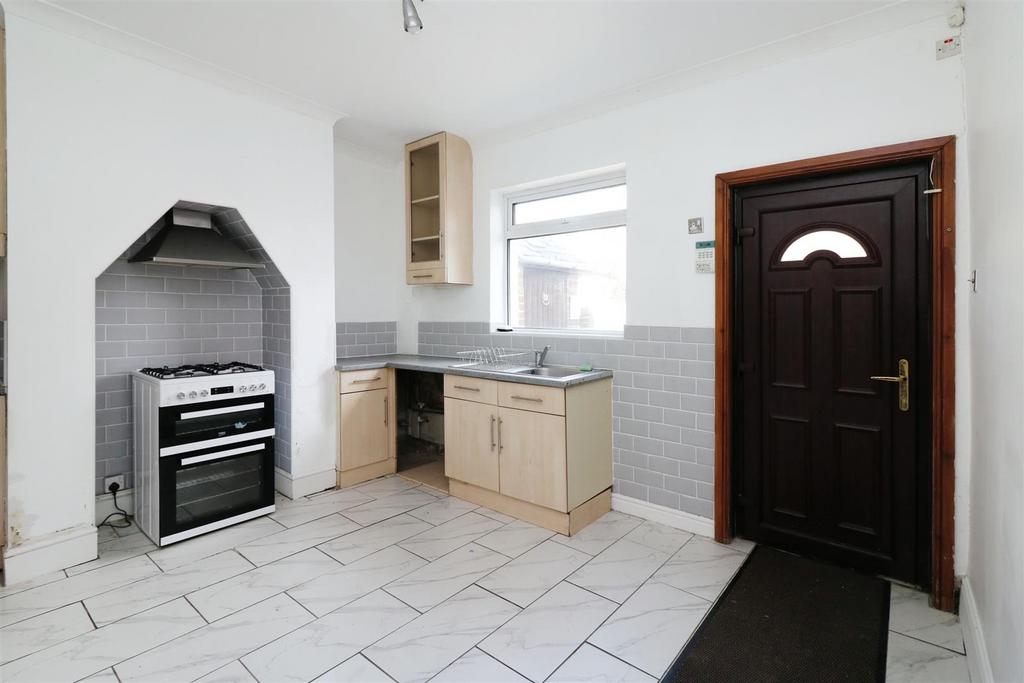 Psalters Lane, Holmes, Rotherham 2 bed end of terrace house for sale