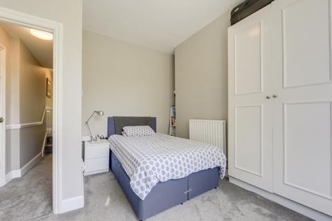 55b Wellmeadow Road, Catford, London, SE13 6TA