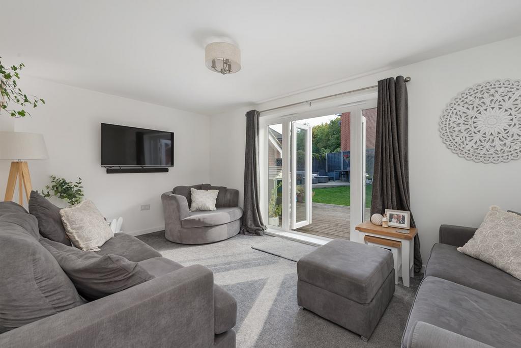 Willowbrook Close, Herne Bay, CT6 3 bed detached house for sale £365,000