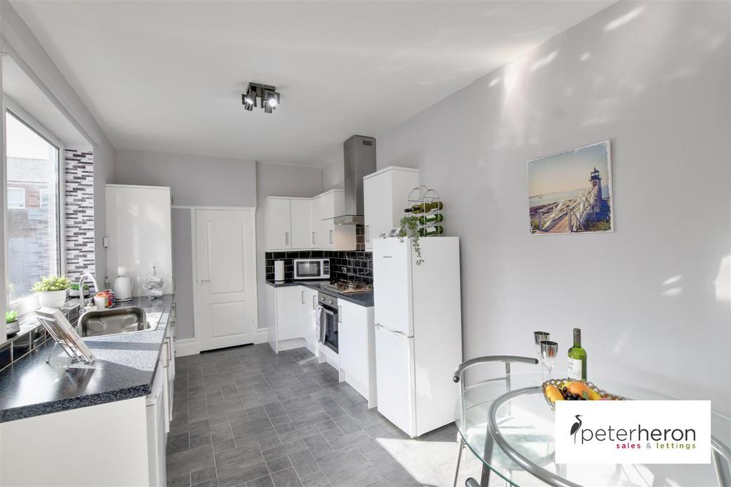 Bright Street, Roker, Sunderland 2 bed cottage for sale £133,000