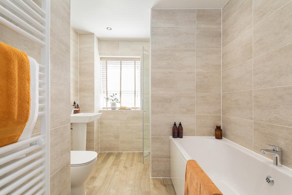 Holden Show Home Bathroom